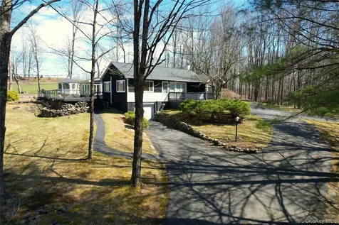 8 W Delaware Place Extension Smallwood NY 12778