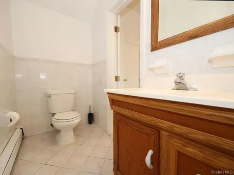 14 Weeks Place New Rochelle NY 10801