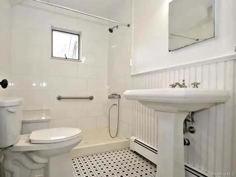 14 Weeks Place New Rochelle NY 10801