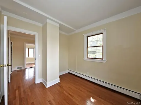 14 Weeks Place New Rochelle NY 10801