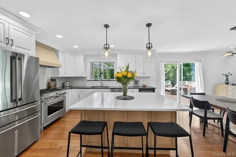 9 Briga Lane White Plains NY 10605