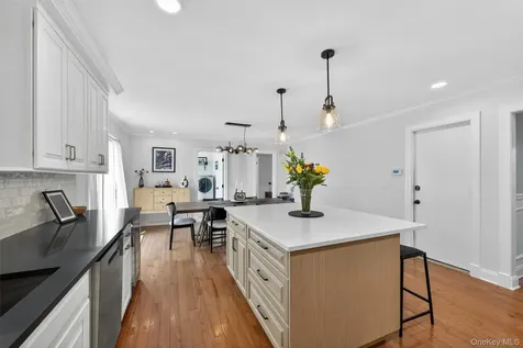 9 Briga Lane White Plains NY 10605
