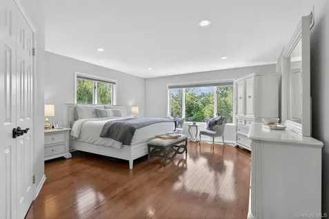 9 Briga Lane White Plains NY 10605