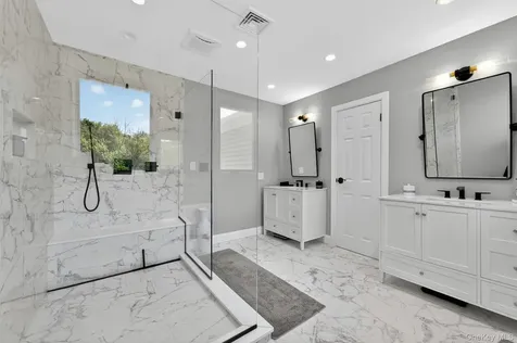 9 Briga Lane White Plains NY 10605
