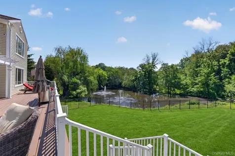 9 Briga Lane White Plains NY 10605