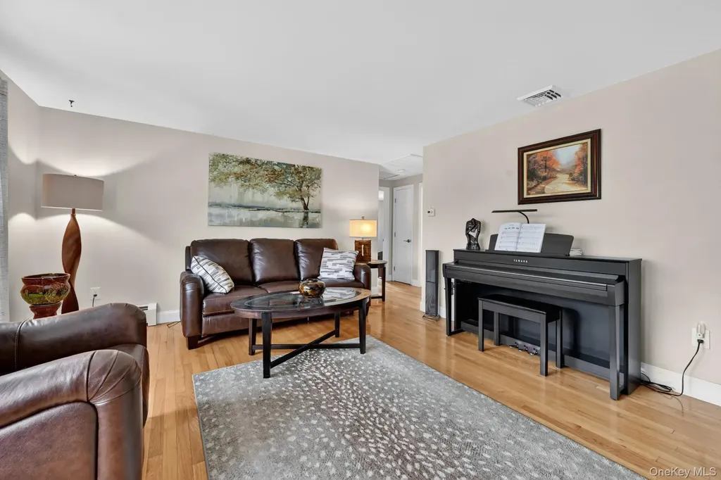 1 Pommel Drive Newburgh NY 12550