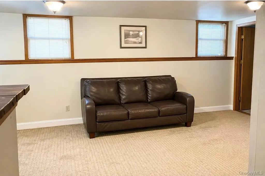 1 Pommel Drive Newburgh NY 12550