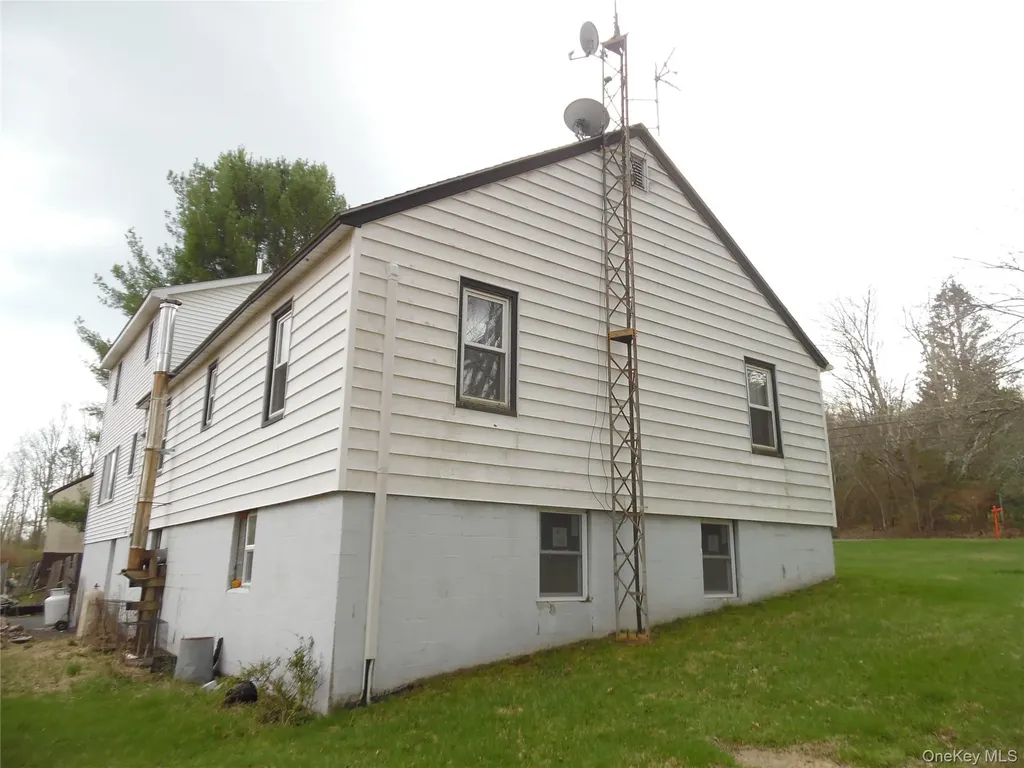 176 Post Hill Road Mountain Dale NY 12763