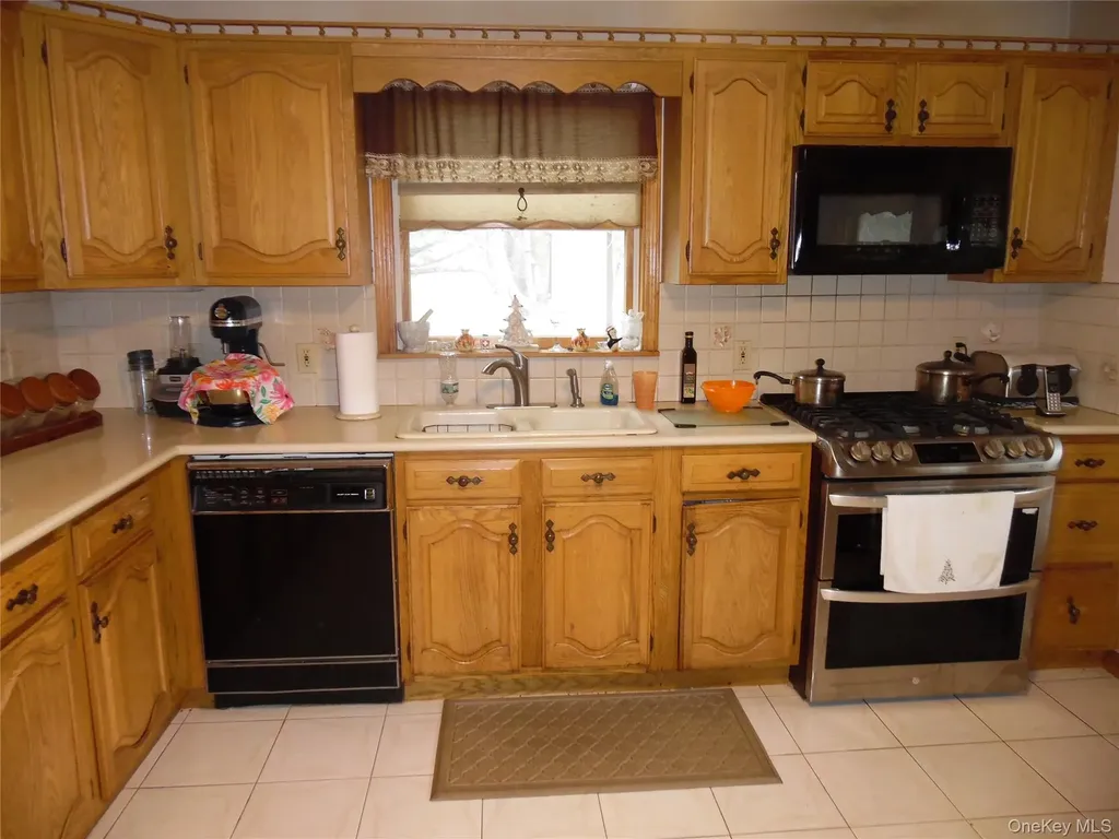 176 Post Hill Road Mountain Dale NY 12763