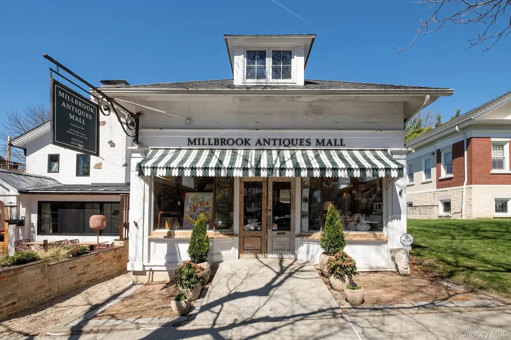 3301 Franklin Avenue Millbrook NY 12545