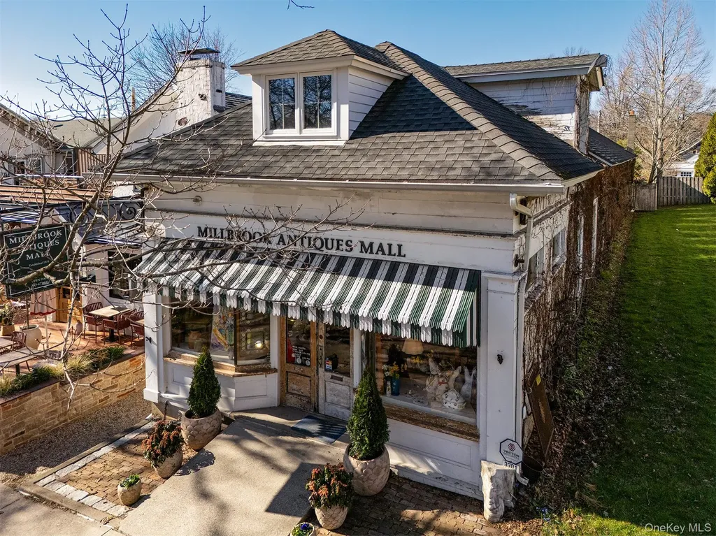 3301 Franklin Avenue Millbrook NY 12545