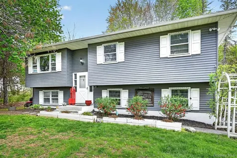 5 Regelski Drive Florida NY 10921