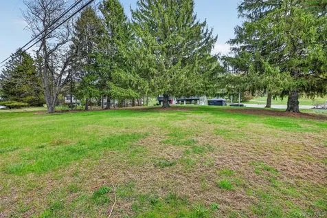 5 Regelski Drive Florida NY 10921