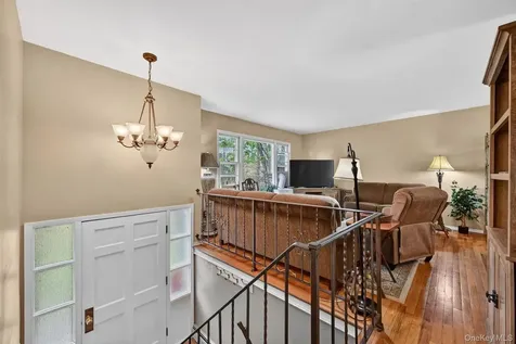 5 Regelski Drive Florida NY 10921