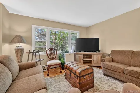 5 Regelski Drive Florida NY 10921