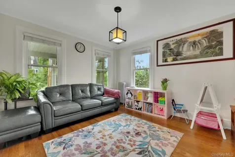 65 Lawton Avenue Hartsdale NY 10530