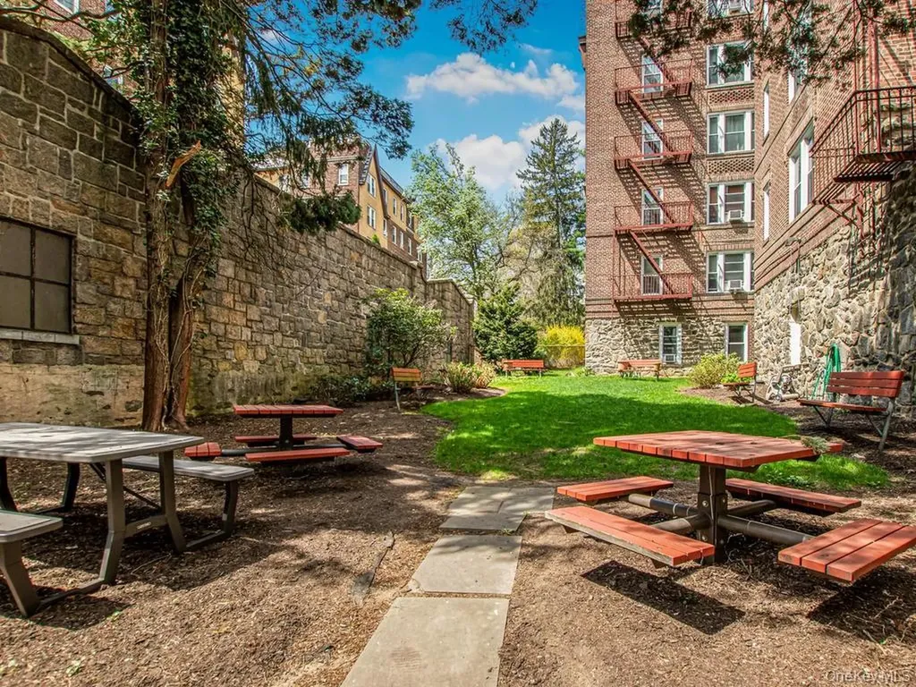 1440 Midland Avenue Bronxville NY 10708