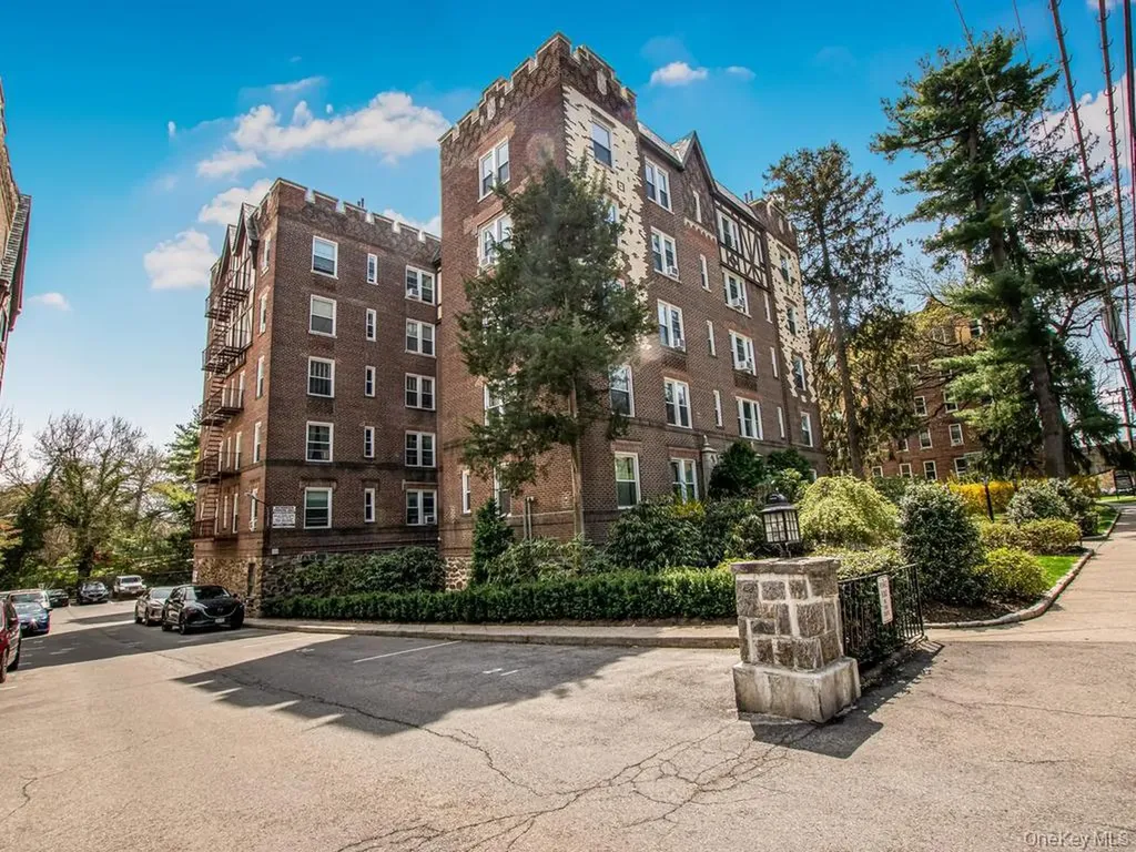 1440 Midland Avenue Bronxville NY 10708