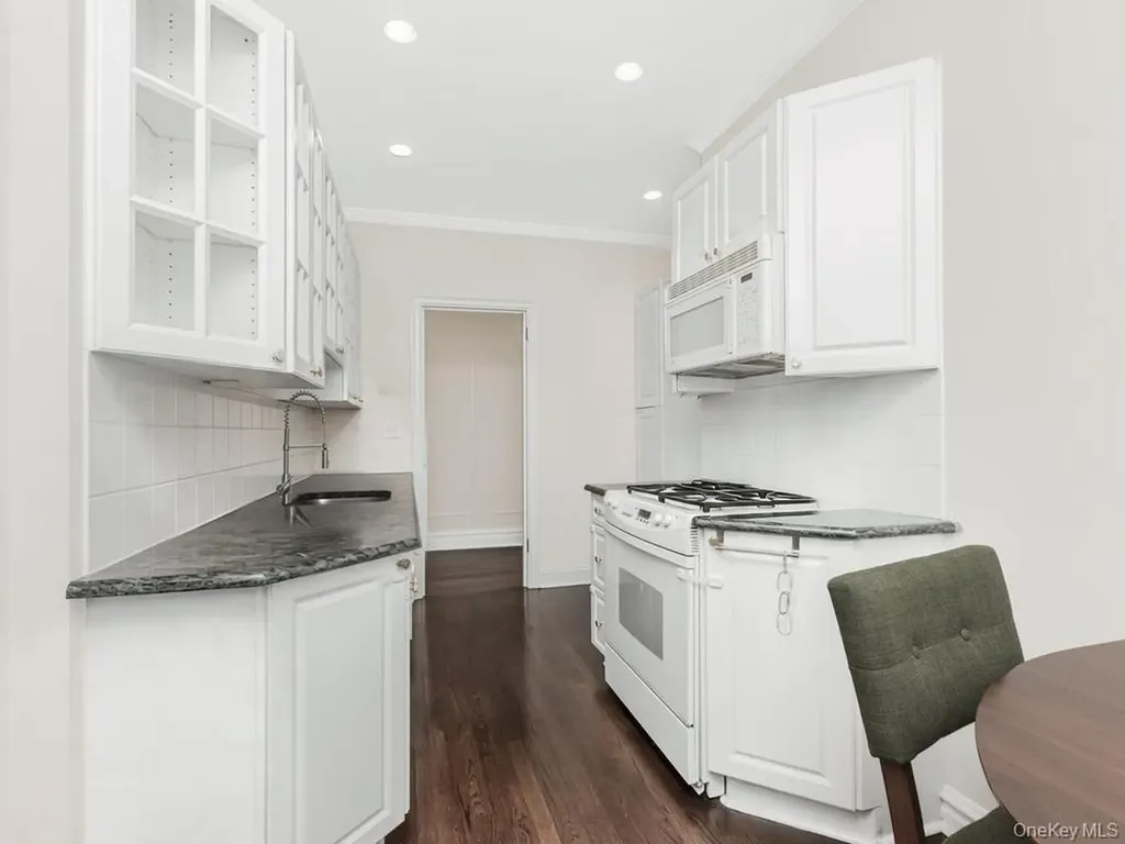 1440 Midland Avenue Bronxville NY 10708