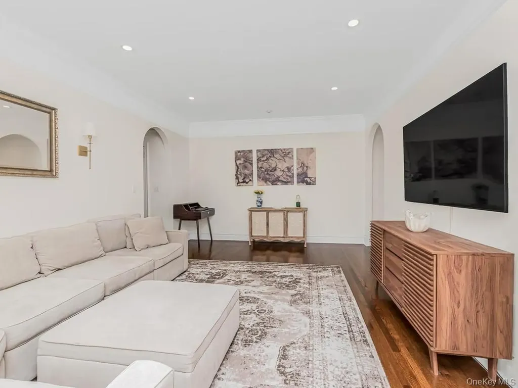 1440 Midland Avenue Bronxville NY 10708