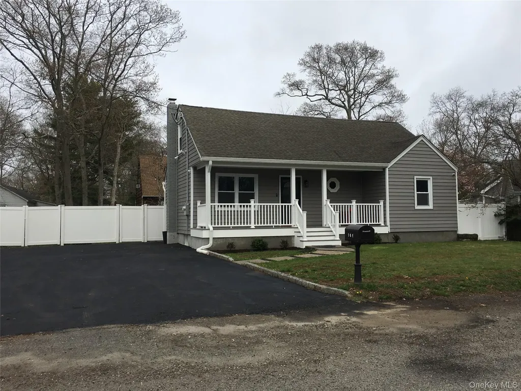 161 Magnolia Drive Mastic Beach NY 11951