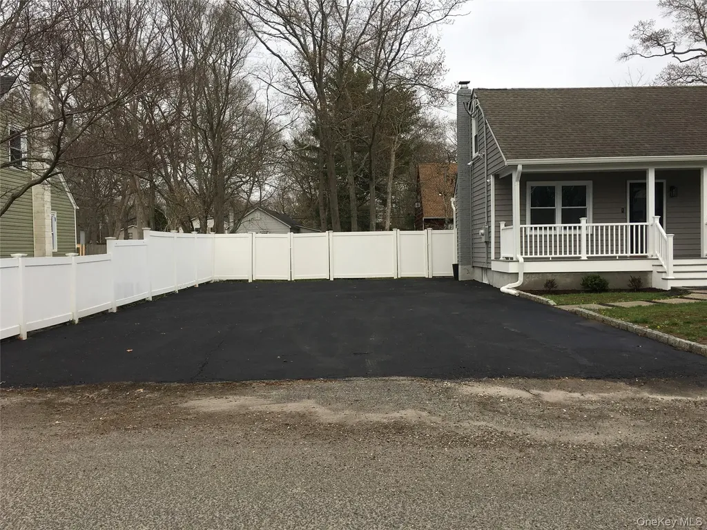 161 Magnolia Drive Mastic Beach NY 11951