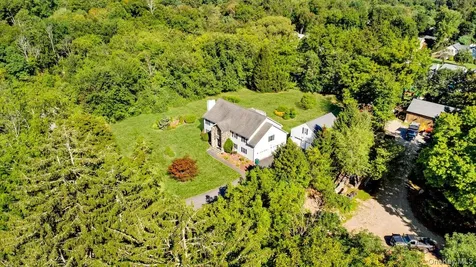 70 Oak Pond Lane Mahopac NY 10541