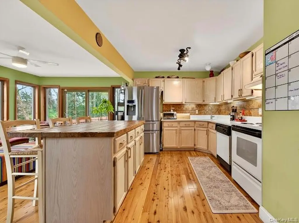 26 E Adirondack Trail Smallwood NY 12778