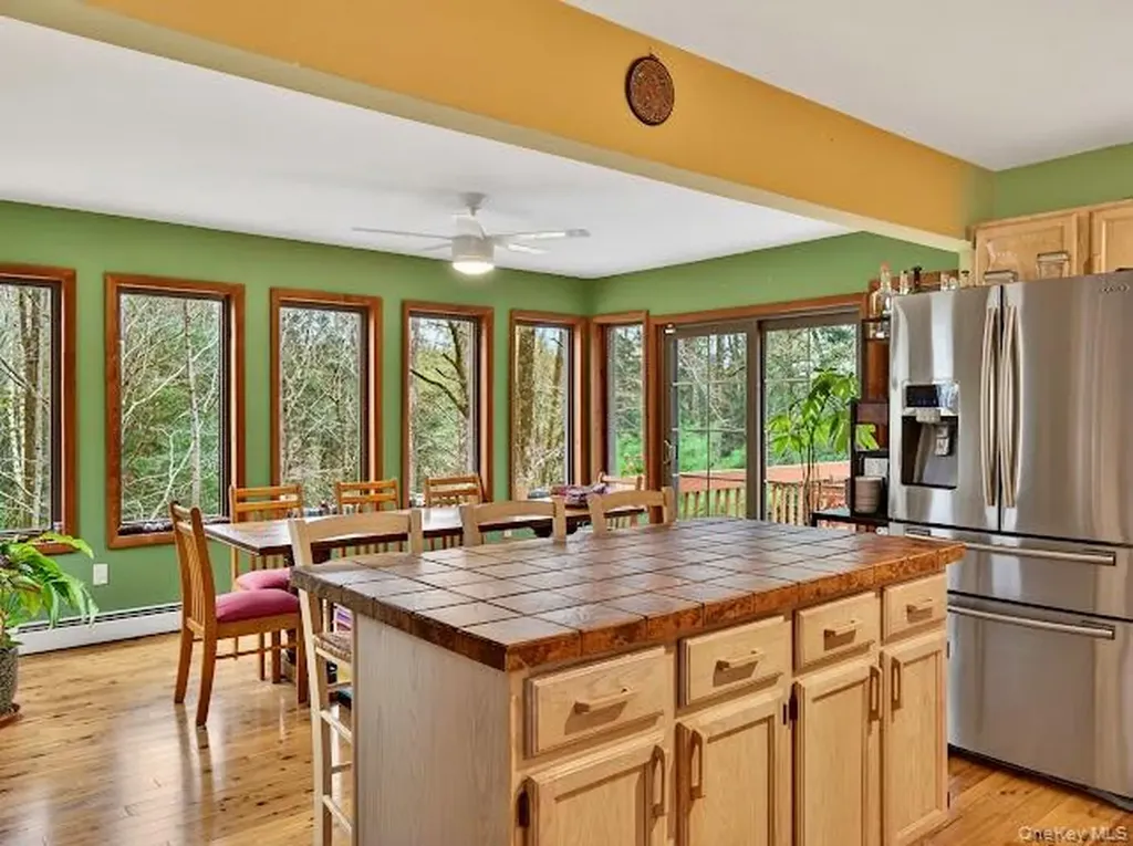 26 E Adirondack Trail Smallwood NY 12778