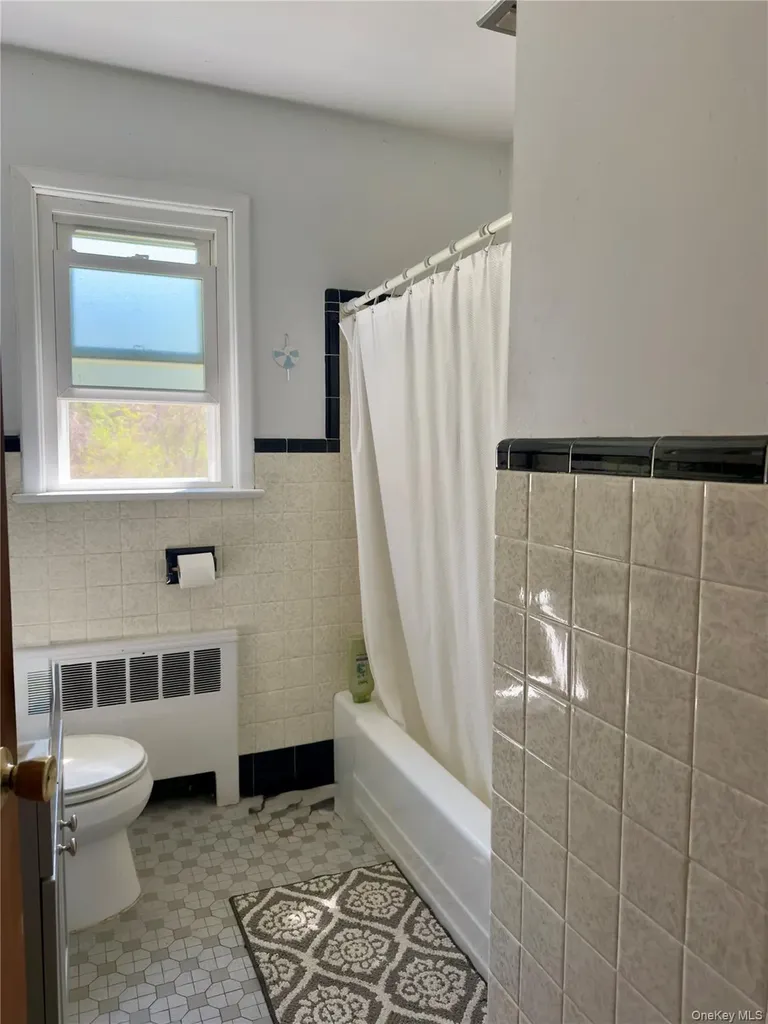 8 King Road Rhinebeck NY 12572