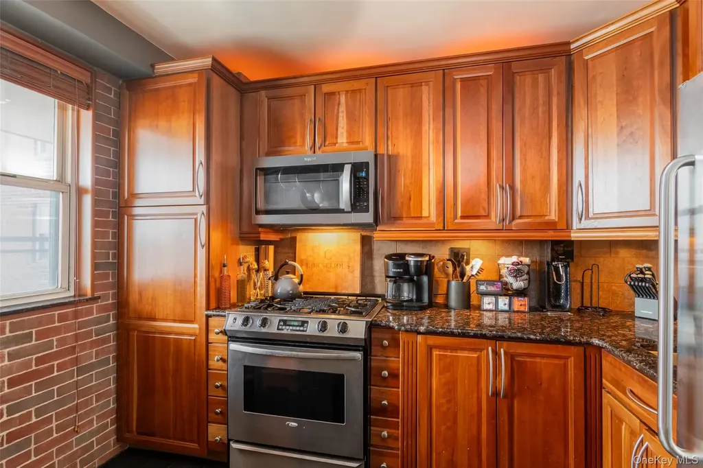 5800 Arlington Avenue Bronx NY 10471