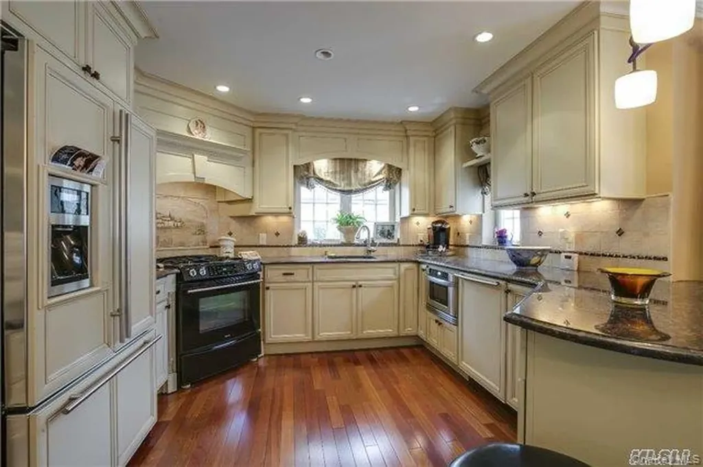 3315 167th Flushing NY 11358