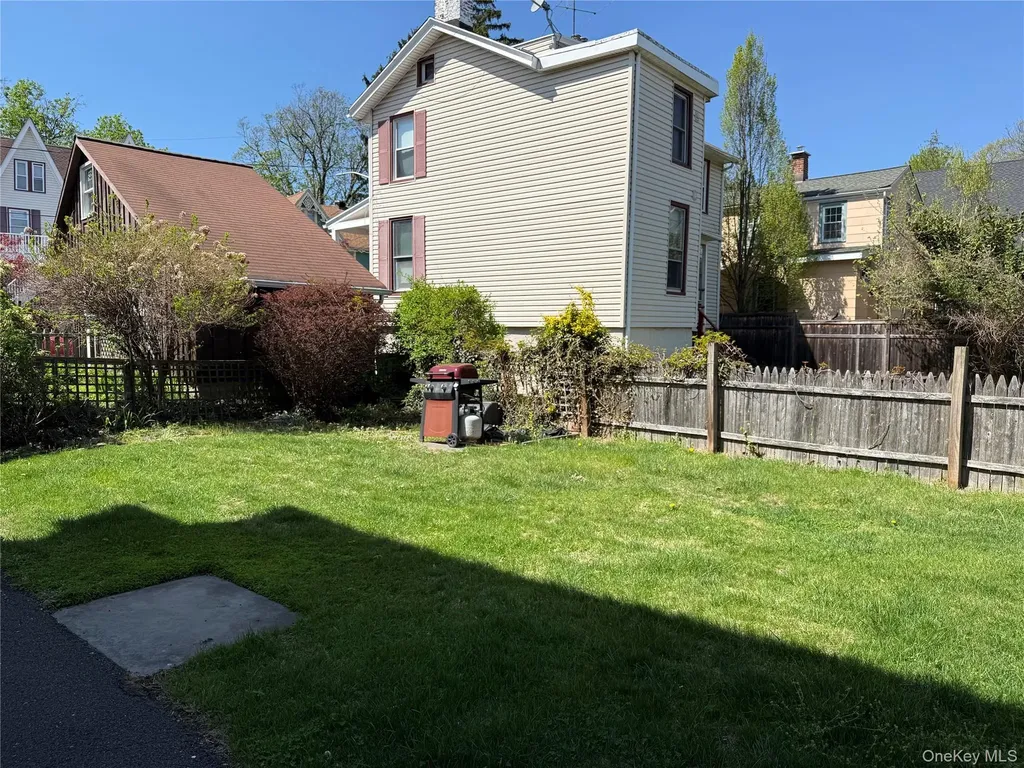 54 4th Avenue Nyack NY 10960