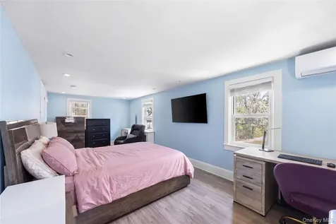 3 3rd Street Greenvale NY 11548