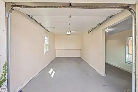 3 3rd Street Greenvale NY 11548