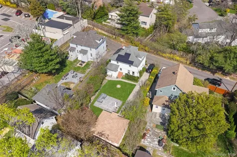 3 3rd Street Greenvale NY 11548