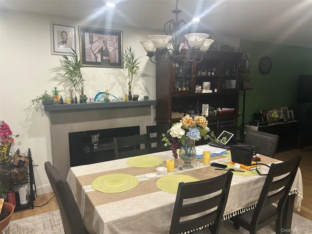 93 Lake Drive Lake Peekskill NY 10537