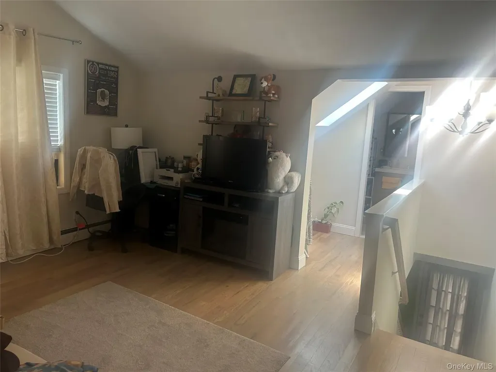 93 Lake Drive Lake Peekskill NY 10537