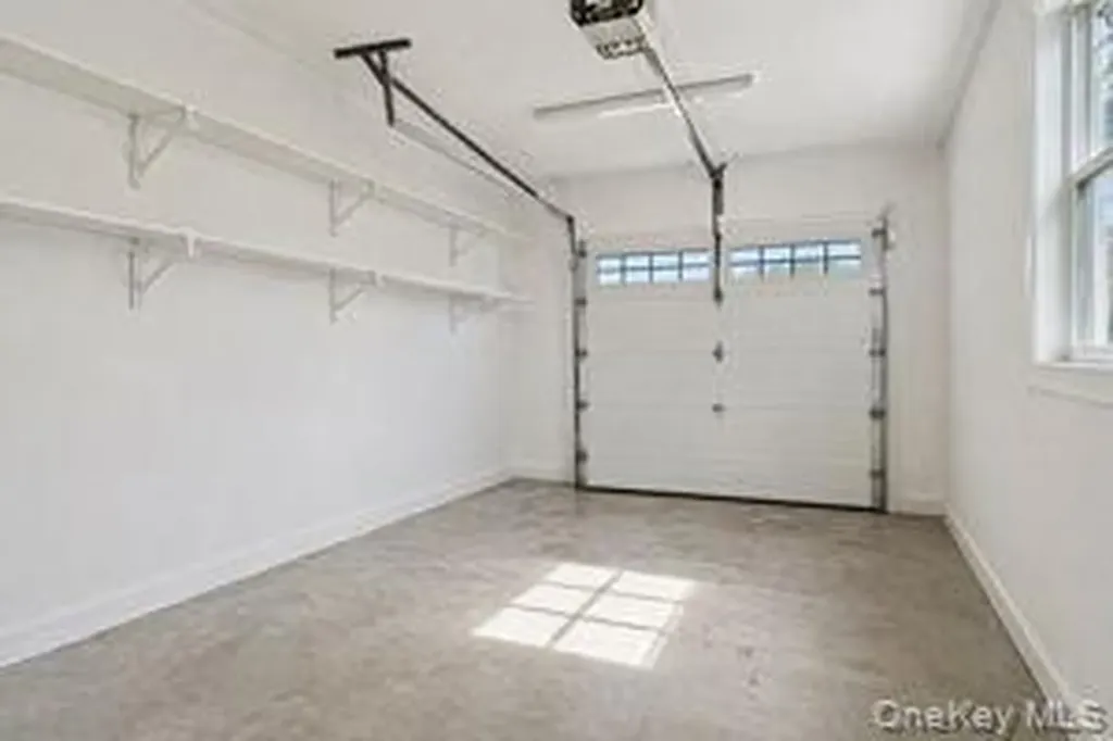 19 Island Point Bronx NY 10464