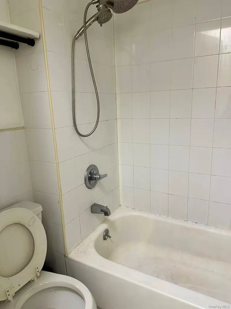 3921 Janet Place Flushing NY 11354