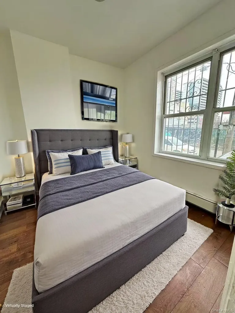 3921 Janet Place Flushing NY 11354