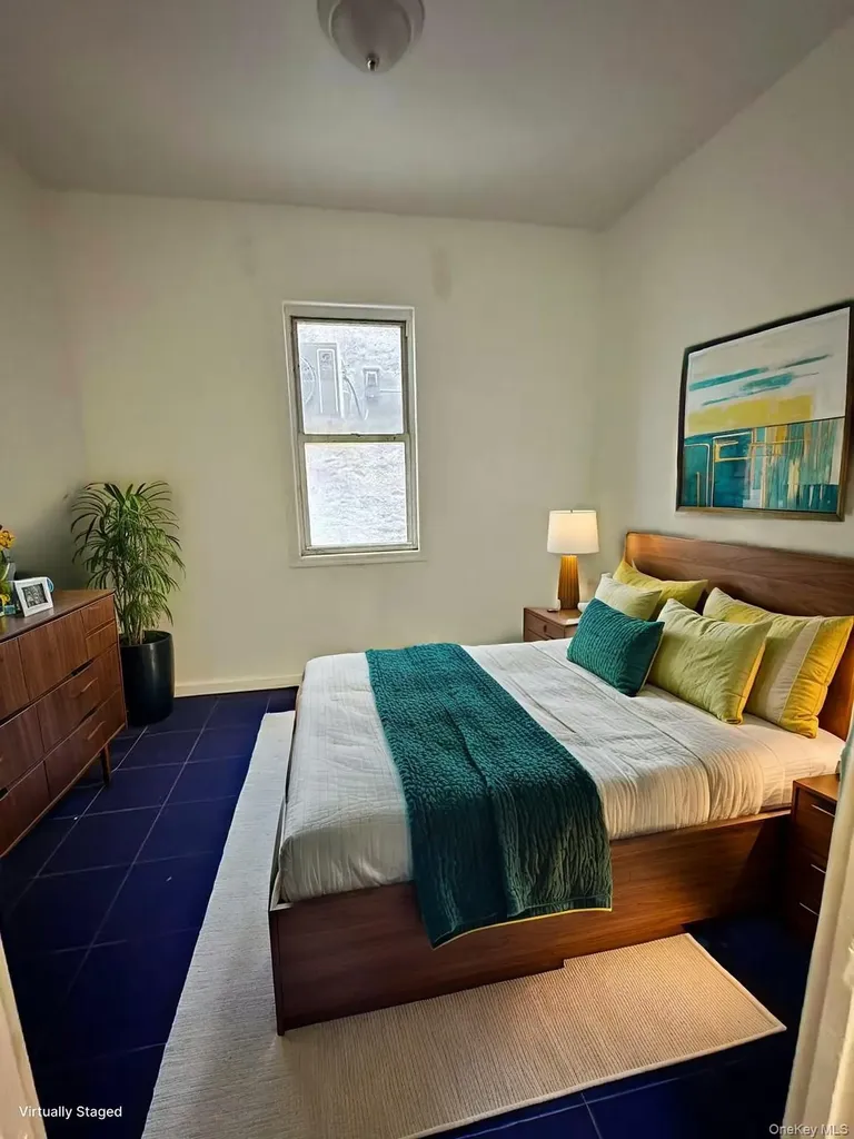 3921 Janet Place Flushing NY 11354