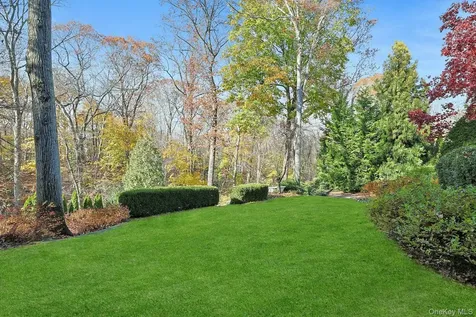 36 Beechtree Drive Larchmont NY 10538