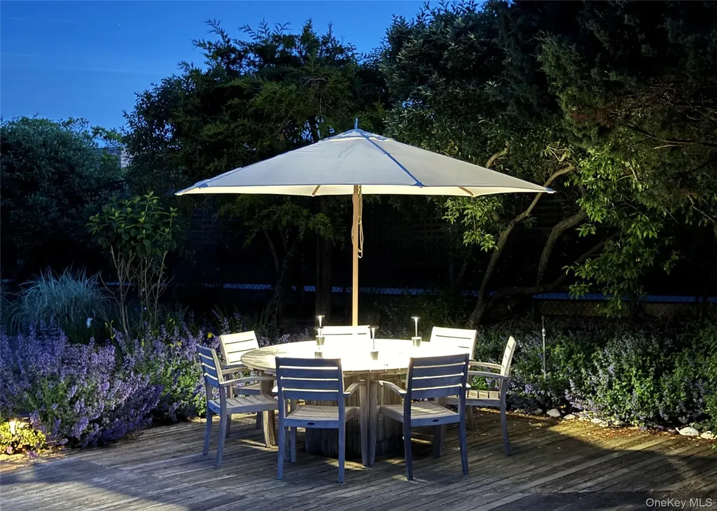 162 Dune Road Quogue NY 11959