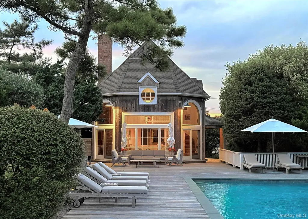 162 Dune Road Quogue NY 11959