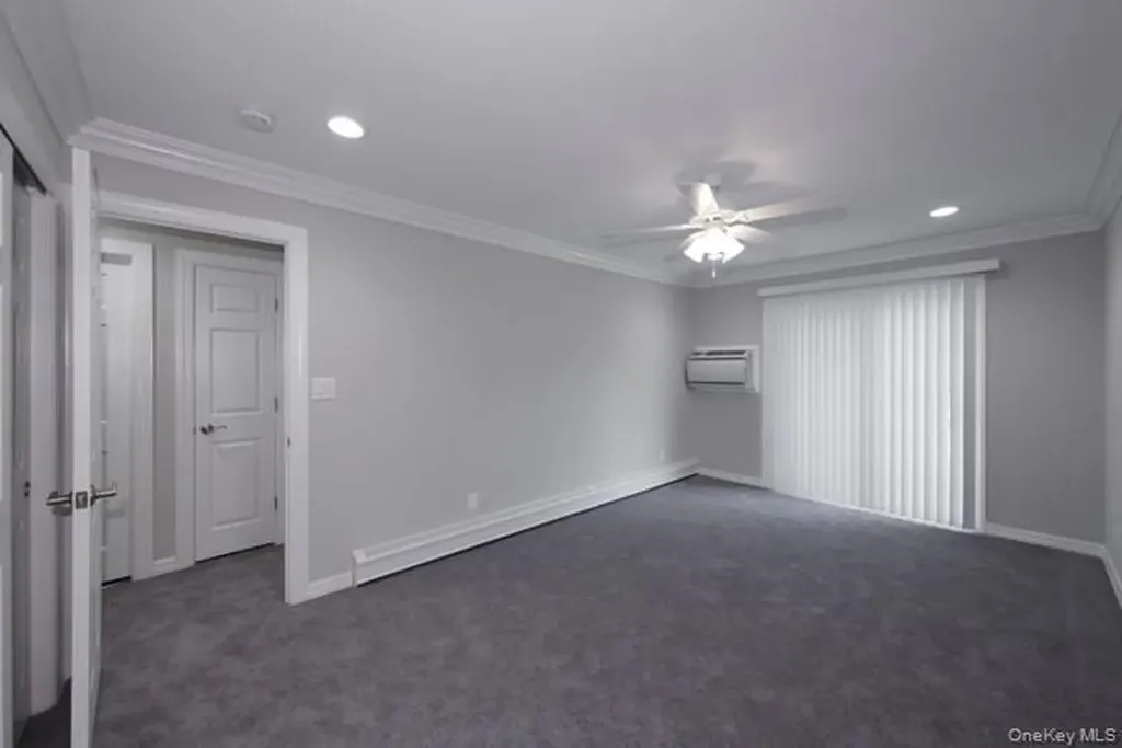 10 Joyner Place Coram NY 11727
