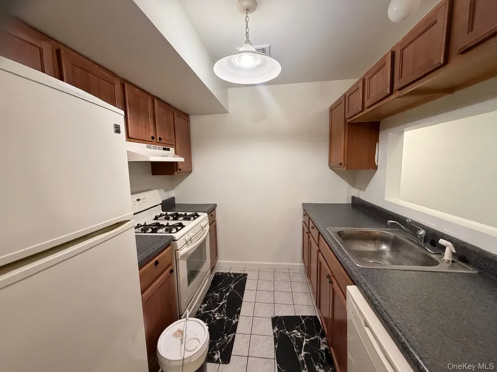 139 Ruth Court Middletown NY 10940