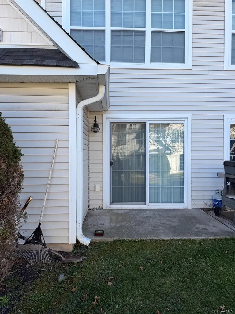 139 Ruth Court Middletown NY 10940