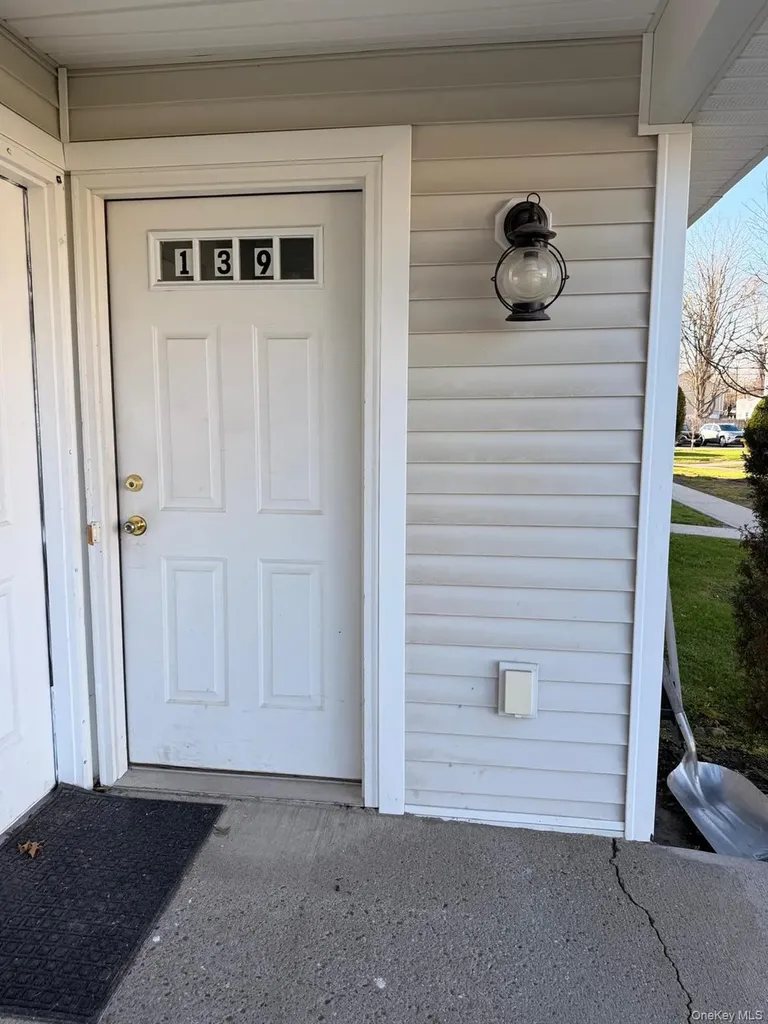 139 Ruth Court Middletown NY 10940