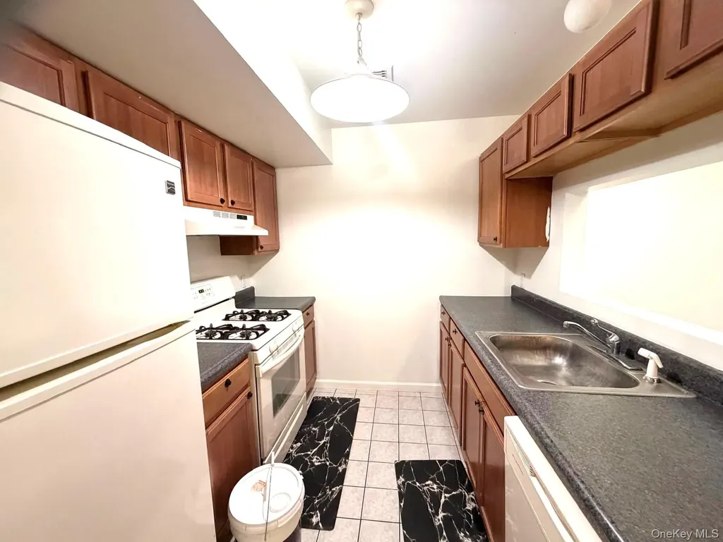 139 Ruth Court Middletown NY 10940